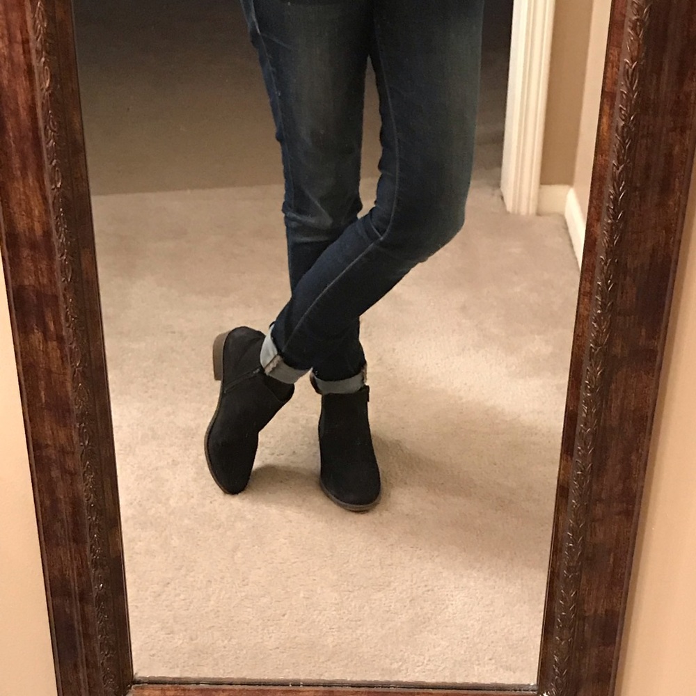 “Cutie Patootie Bootie” Black shoe booties